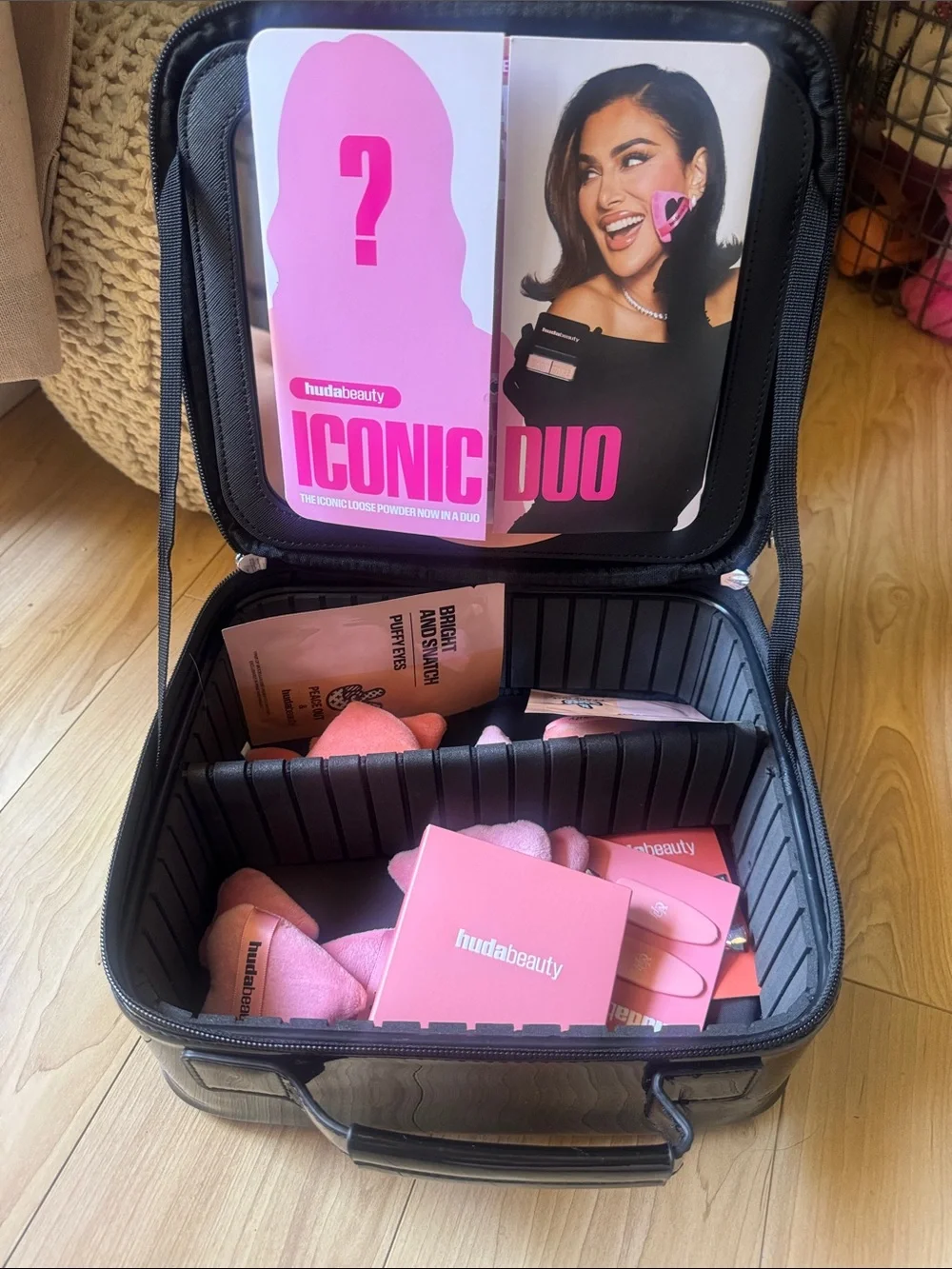 HUDA BEAUTY Black Travel Makeup Case